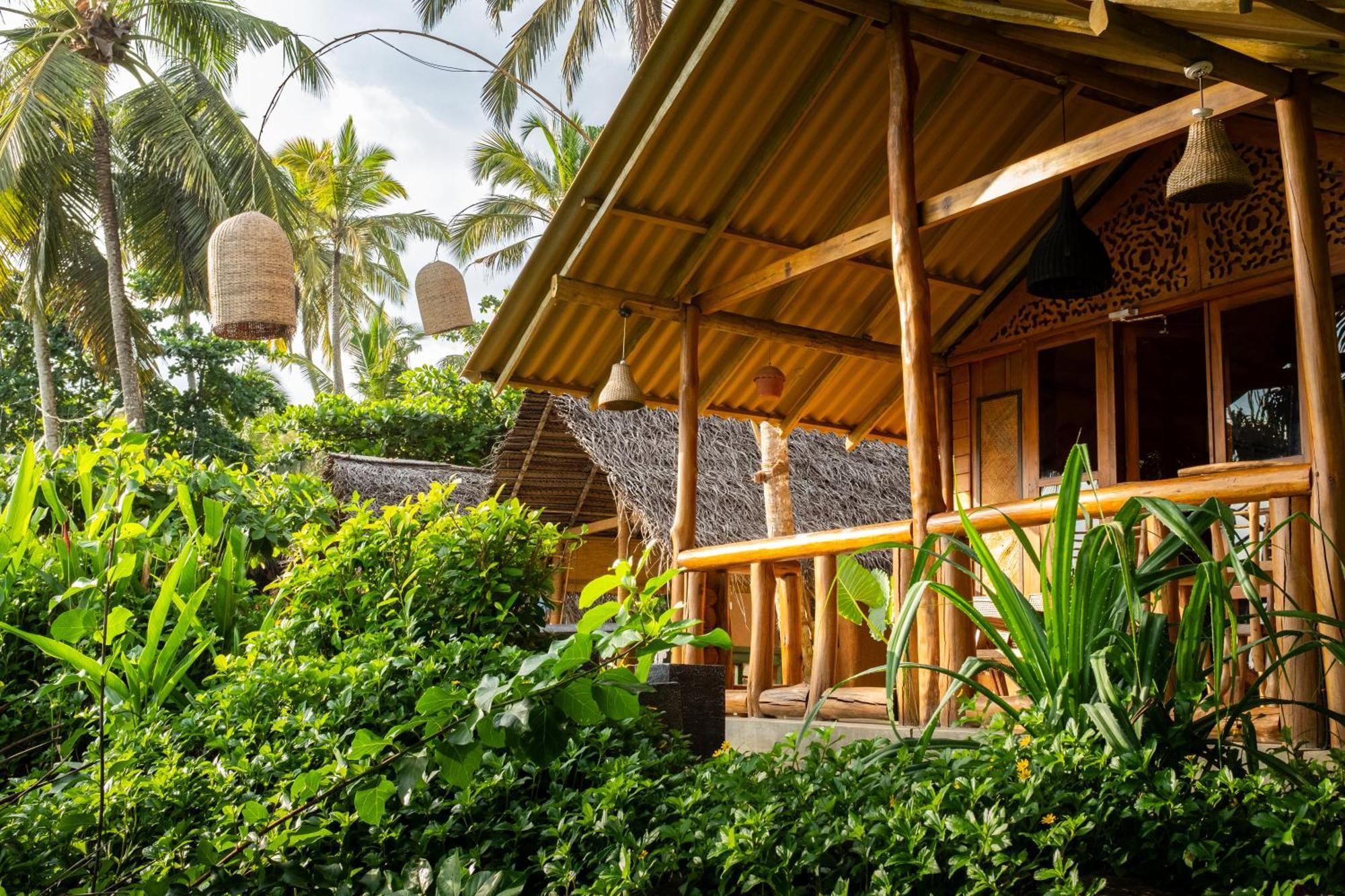 Hotel Sea View Clay House Dikwella Exterior foto